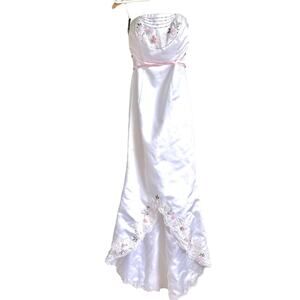 Retro Jovani white embroidered beaded floral dress Size 2